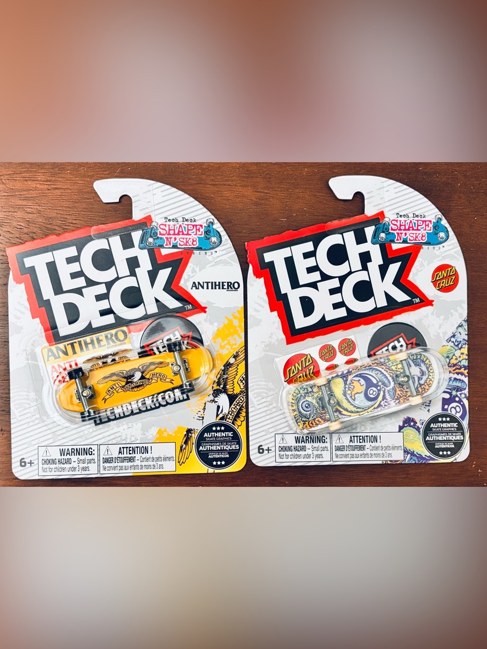 Tech Deck Pair of 🛹 Shape ‘n Sk8 Fingerboards: Santa Cruz & Antihero